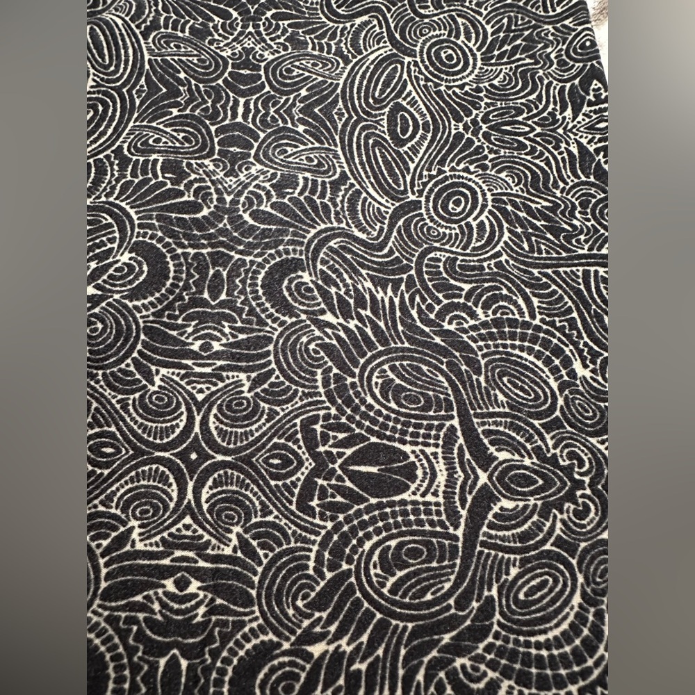 LuLaRoe Doodle Print Leggings in Black Tan One Size 2-10 - Picture 6 of 16